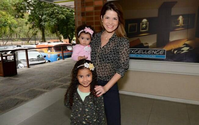 Samara Felippo e as duas filhas: Alicia e Lara 
