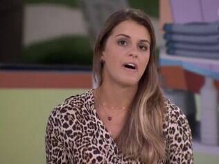 Angela diz que devia ter votado em Marcelo