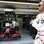 Lewis Hamilton concentrado durante atividades da Fórmula 1. Foto: Getty Images