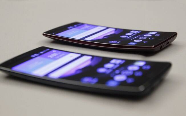 Com tela curva, LG G Flex 2 foi destaque entre os celulares