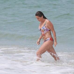 Giovanna Antonelli na praia