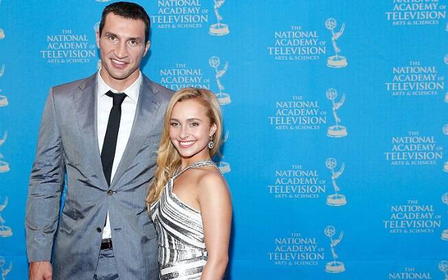 O lutador de boxe Wladimir Klitschko e a atriz Hayden Panettiere: ele tem 1,98 m, ela mede 1,54 m