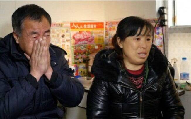 Os Zhang, cujo filho foi vítima de Li Jian, acusam as autoridades de negligência
