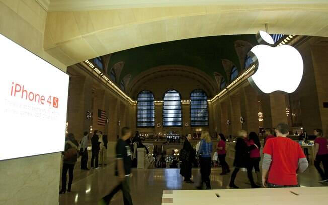 Apple inaugura maior loja do mundo na estação Grand Central em