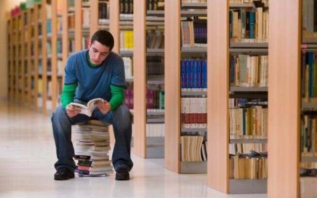 9. Bibliotecário: seus companheiros de trabalho são apenas os livros. Foto: Getty Images