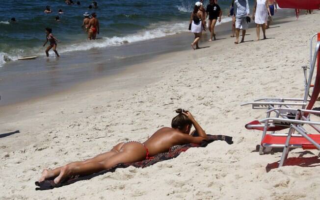 Praia do Leblon no Rio de Janeiro, neste sábado (04/01/2014)