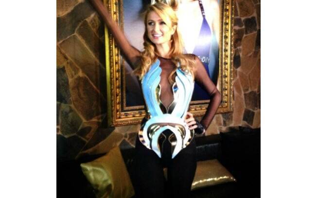 Paris Hilton comemora aniversário em Florianópolis