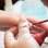 Repita o procedimento em todas as unhas, com muito cuidado. Foto: Edu Cesar / Fotoarena