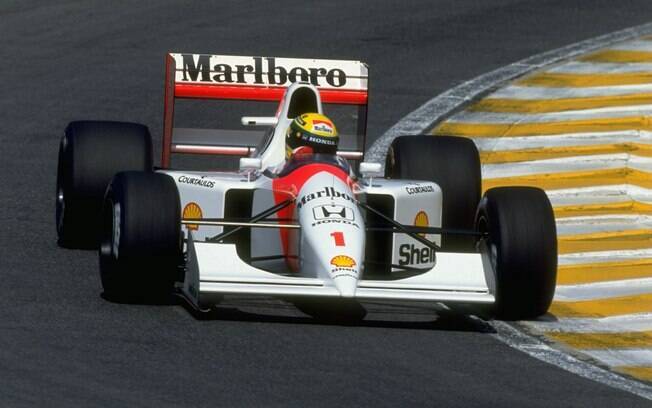 Em 1992, também pela McLaren, o brasileiro teve seu motor quebrado em Interlagos. Foto: Getty Images