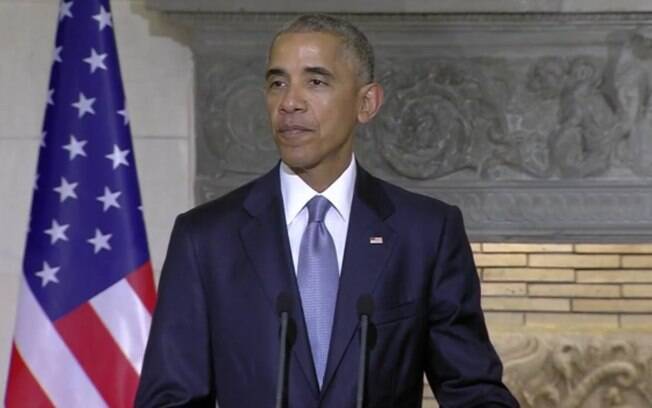 Barack Obama chega à Grécia para última viagem oficial como presidente dos EUA e dá coletiva