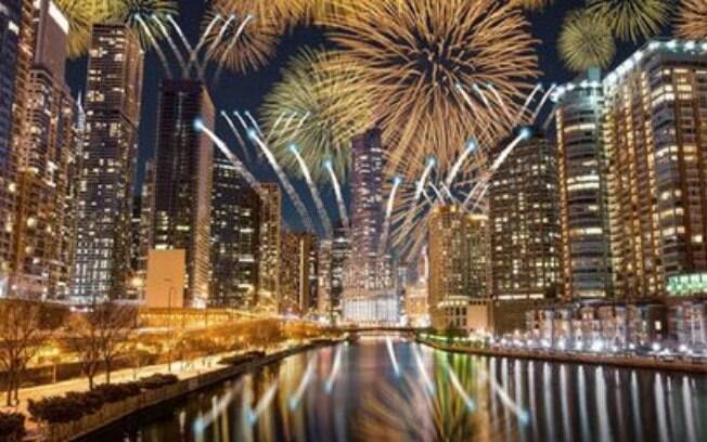 Ano Novo, em Chicago, tem uma famosa queima de fogos Ano Novo, em Chicago, tem uma famosa queima de fogos