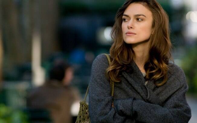 Keira Knightley tem uma longa lista de papeis no cinema, mas sofre de timidez Keira Knightley tem uma longa lista de papeis no cinema, mas sofre de timidez