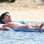 A cantora Lily Allen relaxa no Caribe. Foto: Grosby Group