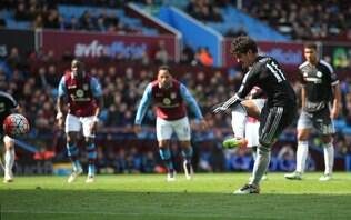 Pato estreia com gol e Chelsea afunda lanterna do Inglês com goleada