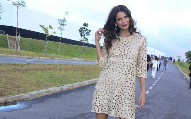 Fernanda Motta chega para os desfiles da SPFW