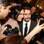 James Franco faz questão de dar atenção aos fãs que o esperam na porta da loja. Foto: Manuela Scarpa/Foto Rio News