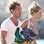 Em meados de 2009, Jude Law e Sienna Miller reataram e ficaram juntos até o ano passado. Em 2010, chegaram a se casar informalmente em uma cerimônia exótica na Ásia. Foto: Reprodução