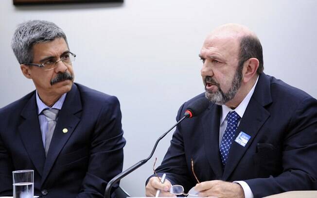 O dono da empresa UTC, Ricardo Pessoa(direita), que delatou ter repassado pelo menos R$ 62 milhões em propina