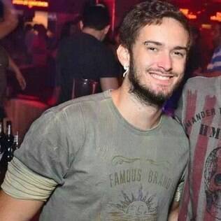 O engenheiro Jesiel Lucena encontrou um namorado com ajuda de um aplicativo de encontros