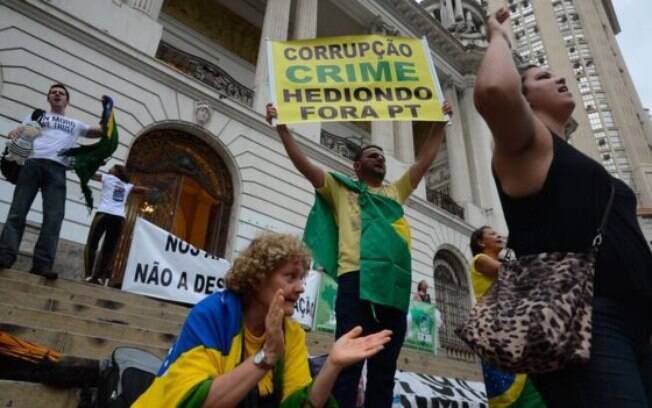 Aliados de Michel Temer usam acusações de que Dilma Rousseff praticou crime de responsabilidade como arma