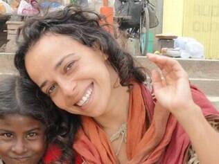 Estilista Simone Nascimento Antonio, de 38 anos, está desaparecida no Nepal