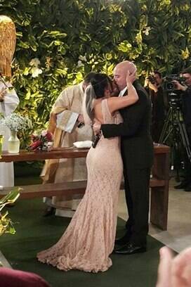 Em segredo, Gretchen  e Carlos Marques se casam em São Paulo. Foto: Repro/Twitter