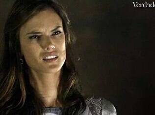 Alessandra Ambrosio na cena em que Alex (Rodrigo Lombardi) termina com Sâmia em 'Verdades Secretas'