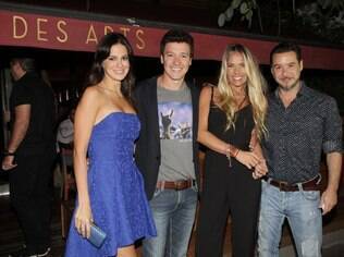 Adriane Galisteu e marido, Alexandre Iódice, com Rodrigo Faro e sua mulher, Vera