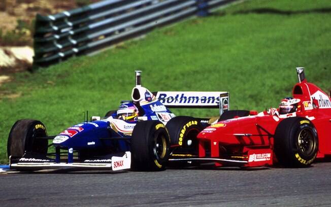 No GP da Europa, em 1997, Schumacher tentou bater na Williams de Jacques Villeneuve, sem êxito, e perdeu o título para o canadense
