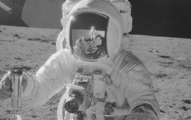 Nasa abre arquivo online com fotos raras e históricas da conquista da Lua