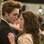 ‘Crepúsculo’ usa fantasia para retratar amor impossível entre uma humana e um vampiro cavalheiresco. Apesar de adolescente, a trilogia ganhou mulheres em todo o mundo. Foto: Reprodução