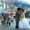 Casal filipino se beija na chuva. O casamento foi realizado apesar das enchentes que assolaram o país no início de agosto de 2012. Foto: moctodtidderptth/reddit