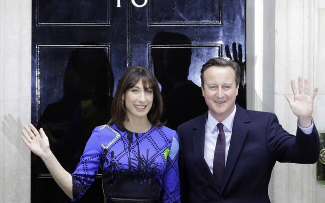 Primeiro-ministro David Cameron é reeleito na Grã-Bretanha