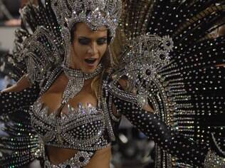 Denise Rocha pagou os R$ 30 mil da fantasia em prestações