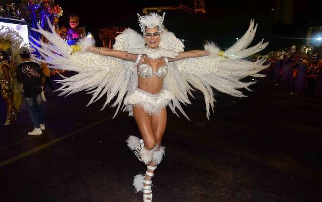 Thaila Ayala é uma das musas da Gaviões da Fiel. Foto: AgNews