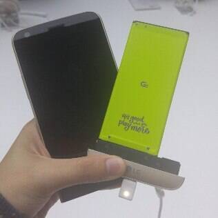 LG G5 possui bateria modular que pode ser facilmente substituída