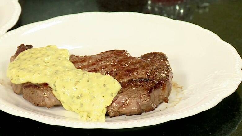 Filé mignon ao molho béarnaise