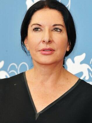 Marina Abramovic: trabalho da artista e retrospectiva de 2010 no MoMA são tema de documentário
