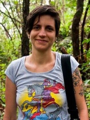 A fotógrafa Juliana Nallini largou o cigarro e adotou a bike: vida mais saudável