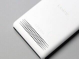 Xperia E1 Dual tem saída de áudio maior do que a média