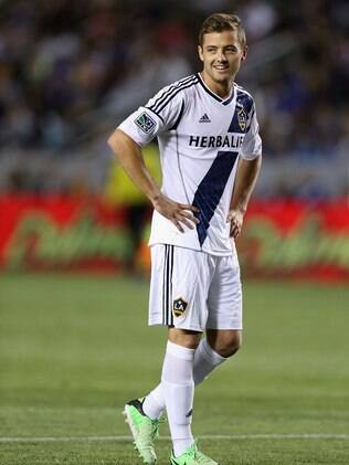 Robbie Rogers se assumiu gay num ambiente tradicionalmente refratário aos gays, o futebol