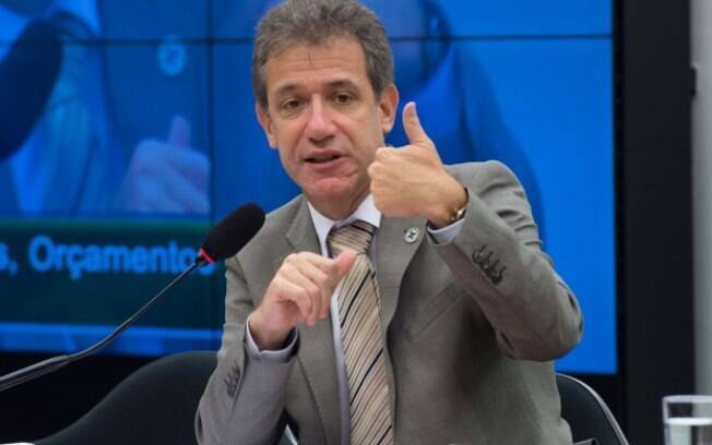 o ministro da Saúde, Arthur Chioro, destacou a importância de abordar o assunto na formação dos profissionais e na educação continuada de quem já trabalha no setor de saúde