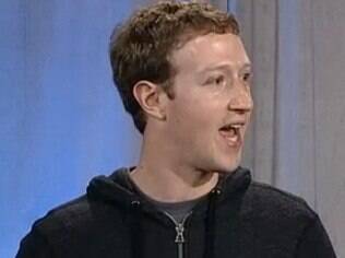 Zuckerberg é alvo de brincadeiras na rede social que criou