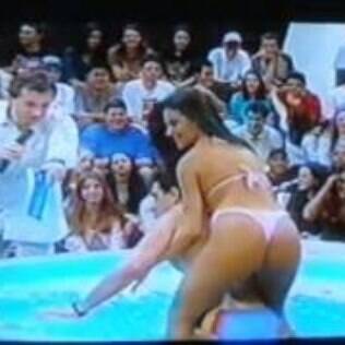 Solange Gomes, há 15 anos, no quadro 'Banheira do Gugu'
