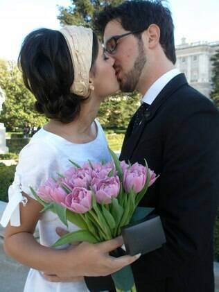 Sarah e Leo queriam um casamento bem íntimo, em um lugar lindo
