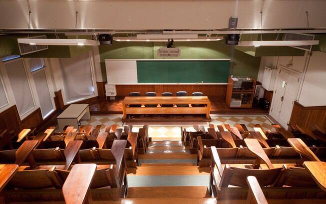 Veja o antes e depois da Faculdade de Medicina da USP - Educação - iG