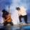Slash, do Guns n' Roses, e Michael Jackson se apresentam no palco do MTV Video Music Awards de 1995. Foto: Reprodução