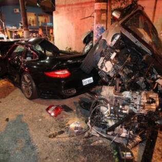 Acidente entre Porsche e Tucson no Itaim Bibi