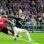 Neuer fechou o gol do Schalke na primeira partida da semifinal contra o Manchester United