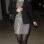 Estampa discreta e mais uma vez o jogo do preto e branco no look de Kate Middleton. Botas de camurça estão entre as preferidas da futura princesa. Foto de 09/01/2007. Foto: Getty Images